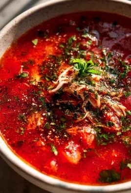 Hähnchen-Tomaten-Kräutersuppe: Herzhaft & Aromatisch Genießen!