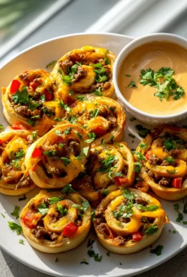 Käse-Taco-Pinwheels mit würziger Aioli für deine Party!