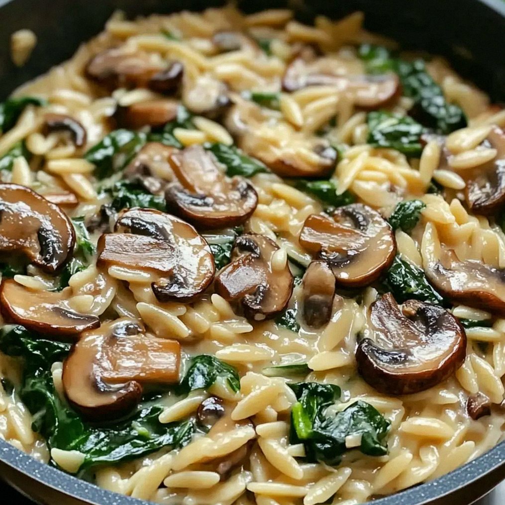 Pilz und Spinat Orzo für cremigen Genuss – Schritt 2