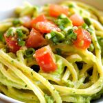 Schnelle Einfache Avocado Pasta für Genießer