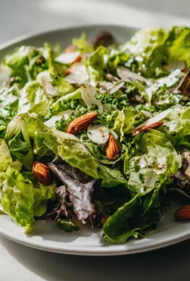 Sommerlicher Erdnon-alcoholic beef broth Salat mit Mandeln & Blattsalat