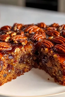 Veganer Pekanuss-Kuchen mit der Oberseite nach unten